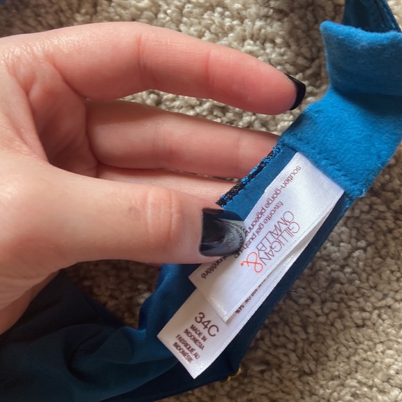 NWT Set of Two Blue and Black Lace Push Up Bras - Picture 5 of 5